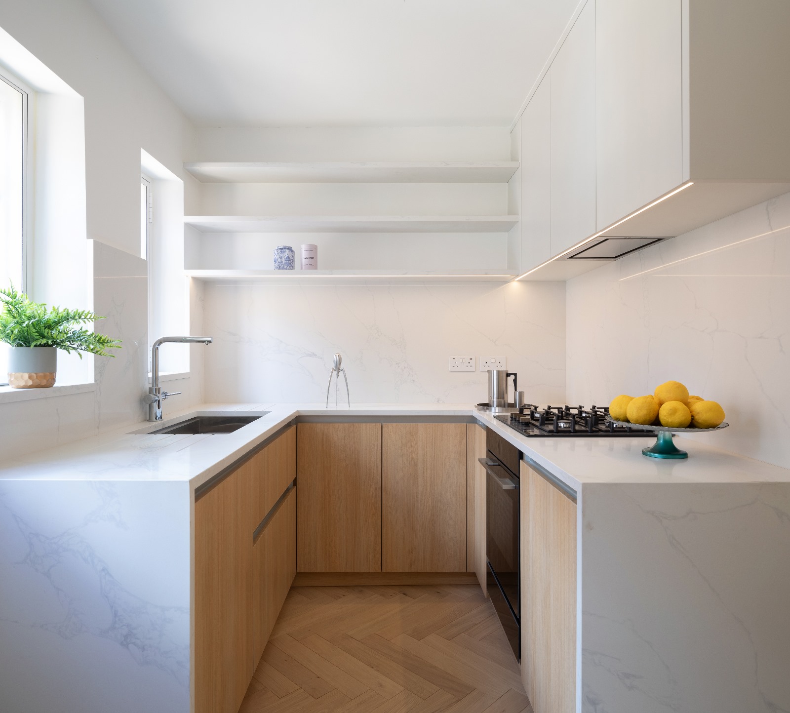 kitchen with window bench 3