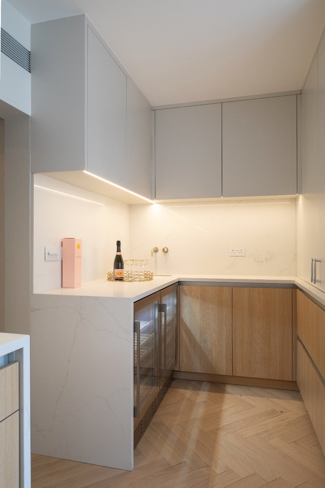 kitchen with window bench 8